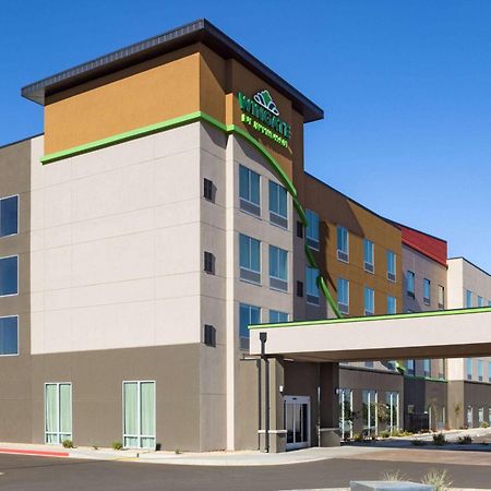 Wingate By Wyndham Kingman Hotell Exteriör bild
