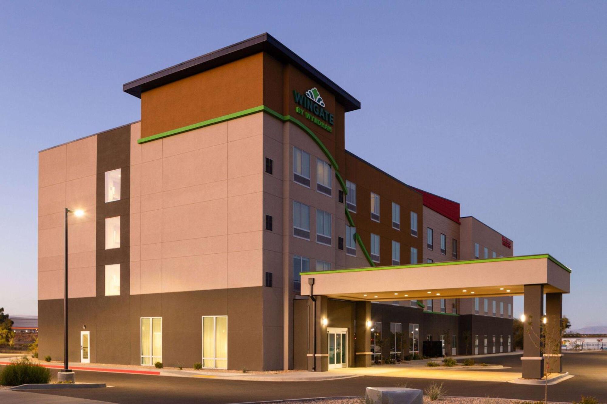 Wingate By Wyndham Kingman Hotell Exteriör bild